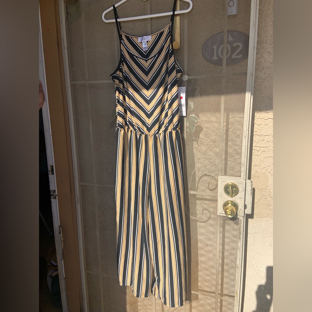 Just Be Women’s Romper (brand new)